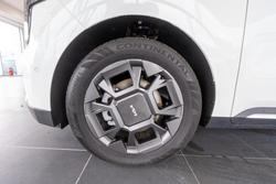 2024 Kia Carnival GT-Line HEV