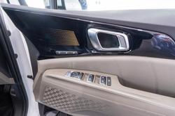 2024 Kia Carnival GT-Line HEV