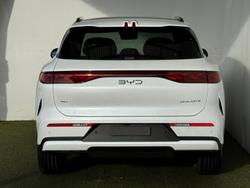 2025 BYD SEALION 8 Dynamic FWD