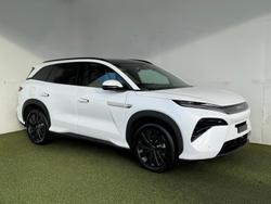 2025 BYD SEALION 8 Dynamic FWD