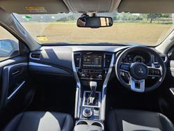 2025 Mitsubishi Pajero Sport GLS