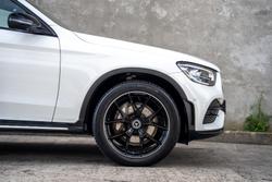 2023 Mercedes-Benz GLC-Class GLC300