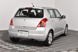 2010 Suzuki Swift S