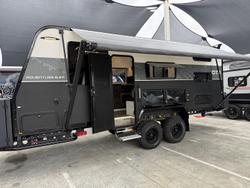 On THE Move Caravans Adventure 6.3F