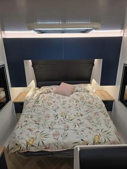 2026 New Age Caravans Manta Ray Mr20 Save $8,425 Was $ 84,249