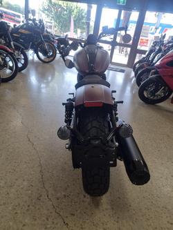 2025 Indian Scout Bobber