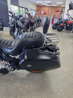 2022 Harley-Davidson Sport Glide 107 (FLSB)