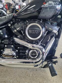 2022 Harley-Davidson Sport Glide 107 (FLSB)