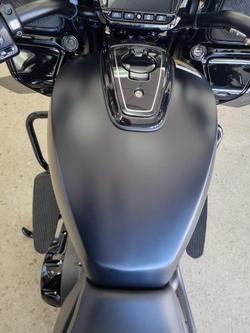 2025 Indian Challenger Dark Horse 112