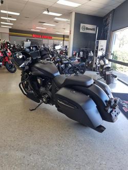 2025 Indian Challenger Dark Horse 112