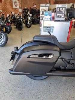 2025 Indian Challenger Dark Horse 112