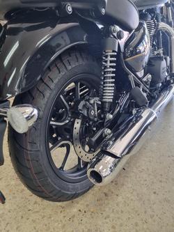 2025 Royal Enfield Meteor 350 Supernova