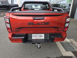 2024 Isuzu D-MAX BLADE