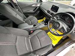 2017 Mazda 3 Maxx