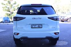 2023 Isuzu MU-X LS-T