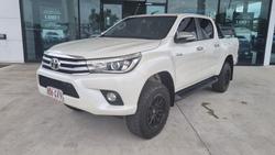 2016 Toyota Hilux SR5