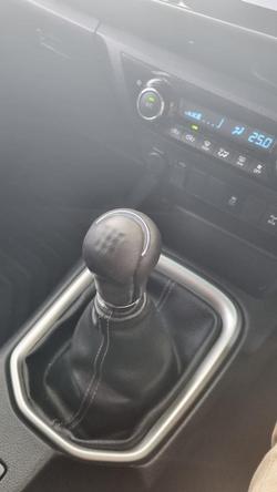 2016 Toyota Hilux SR5