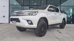 2016 Toyota Hilux SR5