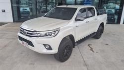 2016 Toyota Hilux SR5