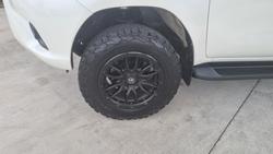 2016 Toyota Hilux SR5