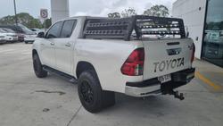 2016 Toyota Hilux SR5