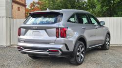 2022 Kia Sorento Sport