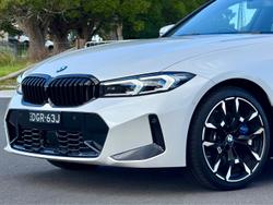 2025 BMW 3 Series 330i M Sport