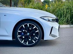 2025 BMW 3 Series 330i M Sport