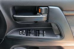 2012 Toyota Landcruiser Altitude