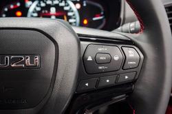 2025 Isuzu D-MAX X-TERRAIN