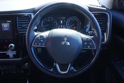 2021 Mitsubishi Outlander LS