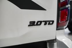 2025 Isuzu D-MAX BLADE