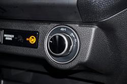 2025 Isuzu D-MAX BLADE