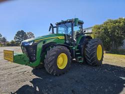 2023 John Deere 8R 310