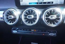 2021 Mercedes-Benz GLB-Class GLB200