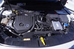 2021 Mercedes-Benz GLB-Class GLB200