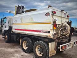 2017 Isuzu F Series FVZ260-300 WHITE