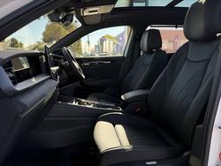 2025 Volkswagen TAYRON R-LINE