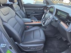 2024 KGM SsangYong Torres Ultimate