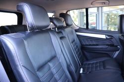 2017 Isuzu MU-X LS-T