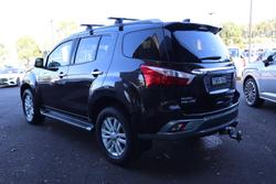 2017 Isuzu MU-X LS-T