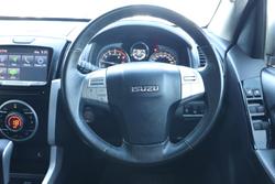 2017 Isuzu MU-X LS-T