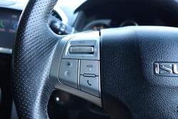 2017 Isuzu MU-X LS-T