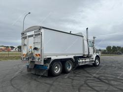 2021 Western Star 4800 Series 4800 FXB White