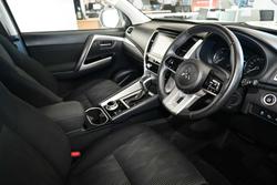 2024 Mitsubishi Pajero Sport GLS