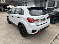 2023 Mitsubishi ASX ES