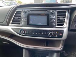 2017 Toyota Kluger GX