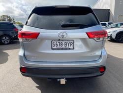 2017 Toyota Kluger GX