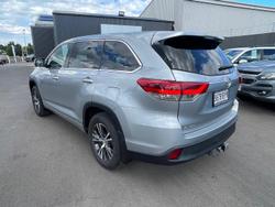 2017 Toyota Kluger GX