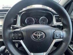 2017 Toyota Kluger GX